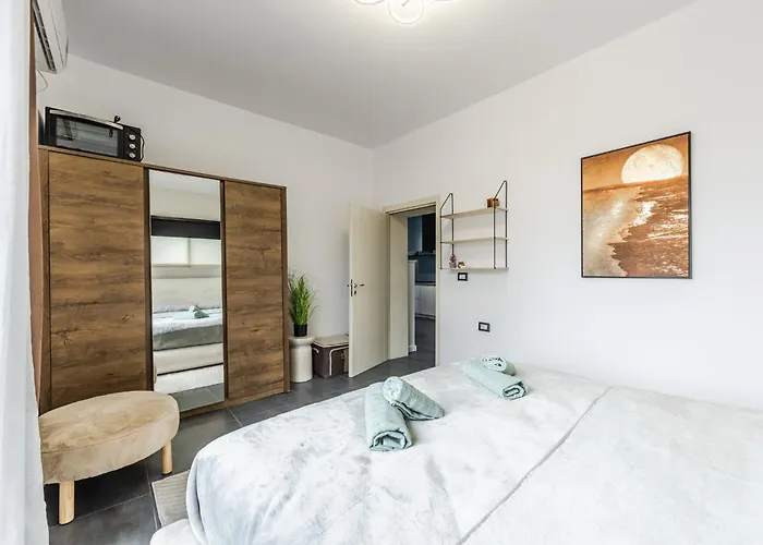 Modern With Scenic Views & Earthy Vibes By Pikhost Shkodër