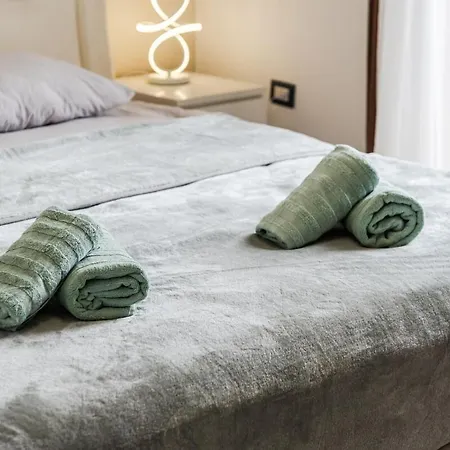 Appartamento Modern With Scenic Views & Earthy Vibes By Pikhost