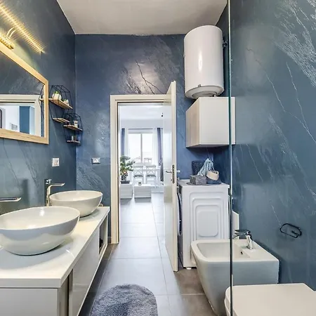 Modern With Scenic Views & Earthy Vibes